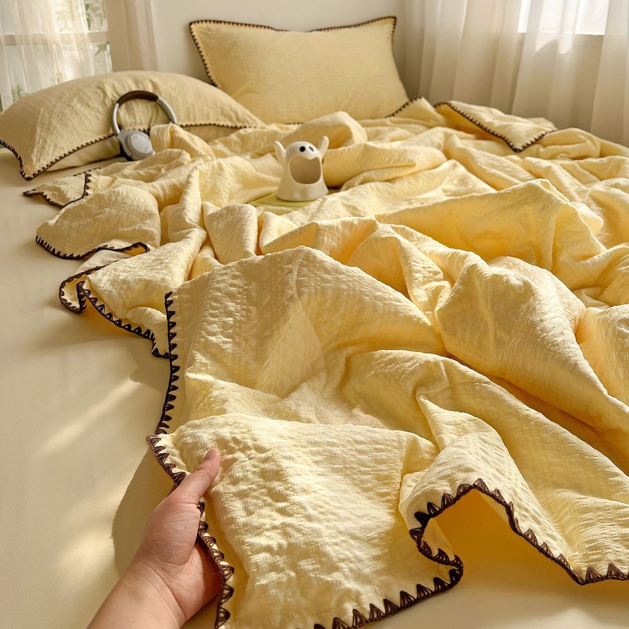 Custom OEM ODM Summer Washed Cotton Bedding Set Soft Durable Breathable Embroidery Edge Bedding Set Suitable for All Home Hotel