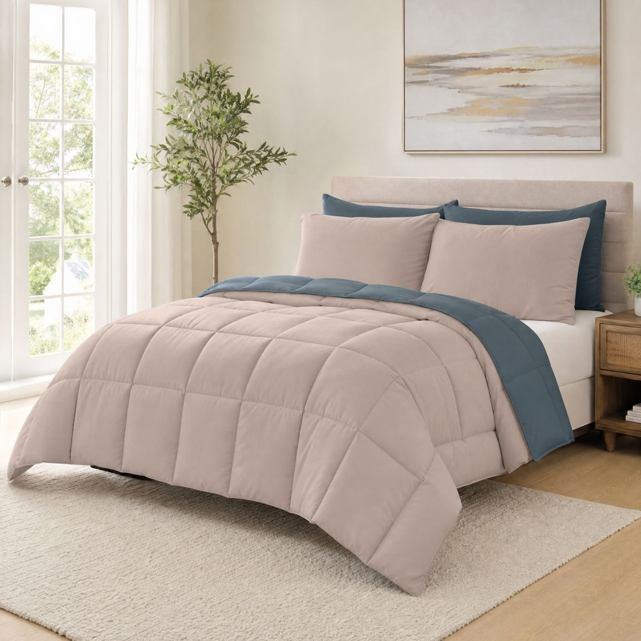 All Seasons Goose Feather Down Comforter Medium Warm Stitched Quilt Insert Soft Breathable Bedding Comforter for Hotel Bedroom