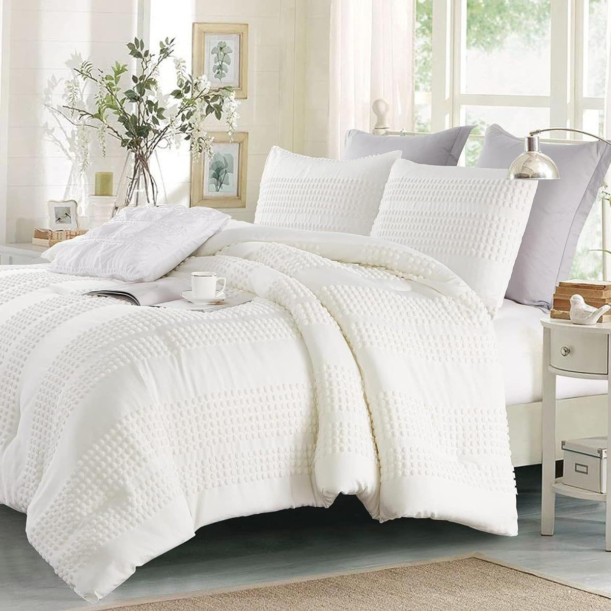 Factory Stock Boho Textured Tufted Comforter 3PCS Set Duvet Bed in a Bag Set Design Soft Breathable Fluffy Bedding Set OEM ODM