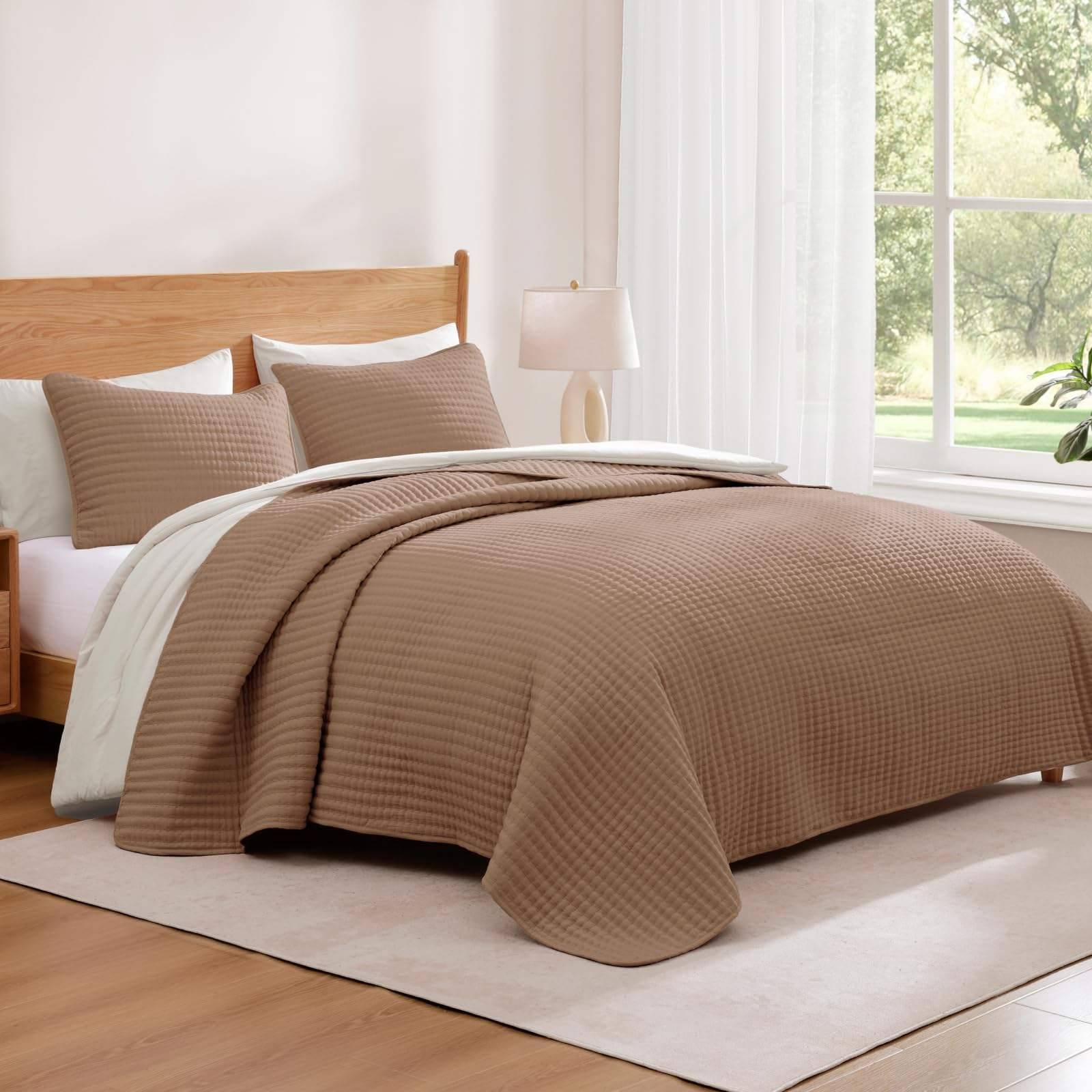Hot Sale Factory Direct Quilt Sets Solid Color 100% Polyester Comfort Spaces All Season Lightweight Coverlet Bedspread Bedding