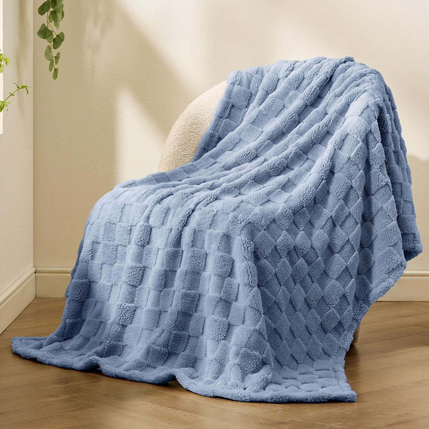 Jacquard Knitted Flannel Fleece Blanket, Custom 100% Polyester Soft Warm Throw for Bed Sofa Hotel Home