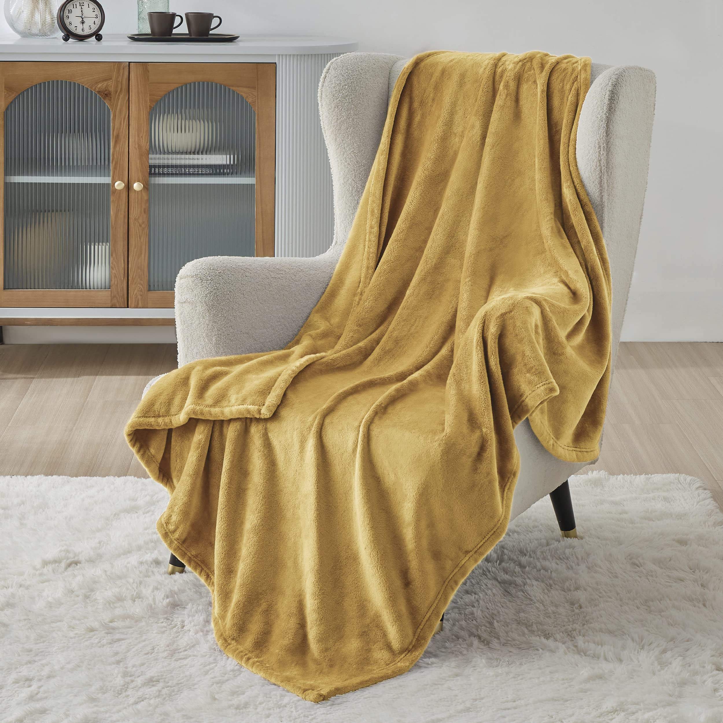 Custom-Sized Fabric Polyester Microfiber Modern Knitted Fleece Bed Blanket Solid Color Flannel for All-Season All-Season Machine