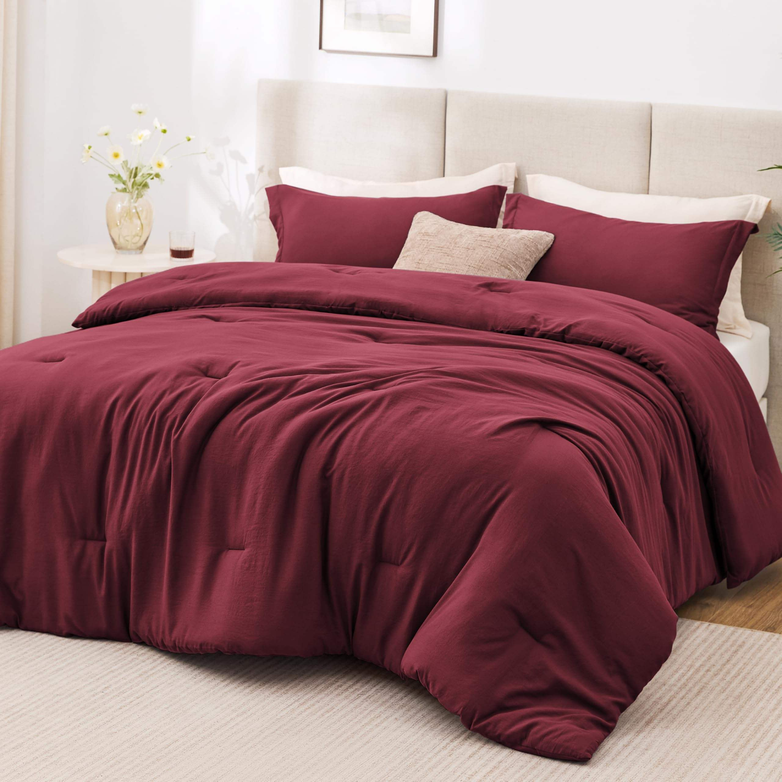 Wholesale Solid Color Polyester Quilted Comforter 3 Piece Set Washed Friendly Breathable All Season Bedding With 2 Pillowcases