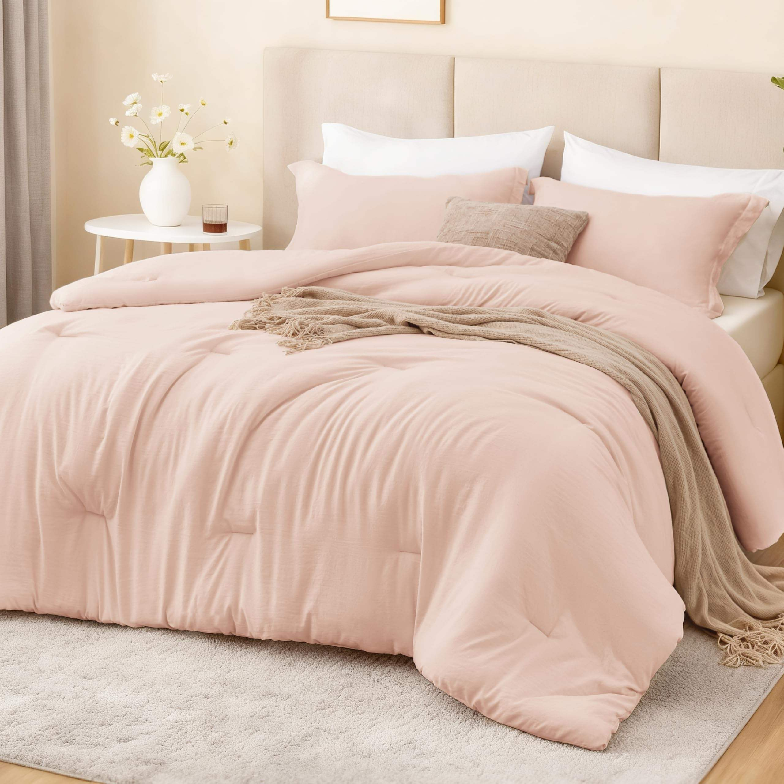 Wholesale Solid Color Polyester Quilted Comforter 3 Piece Set Washed Friendly Breathable All Season Bedding With 2 Pillowcases