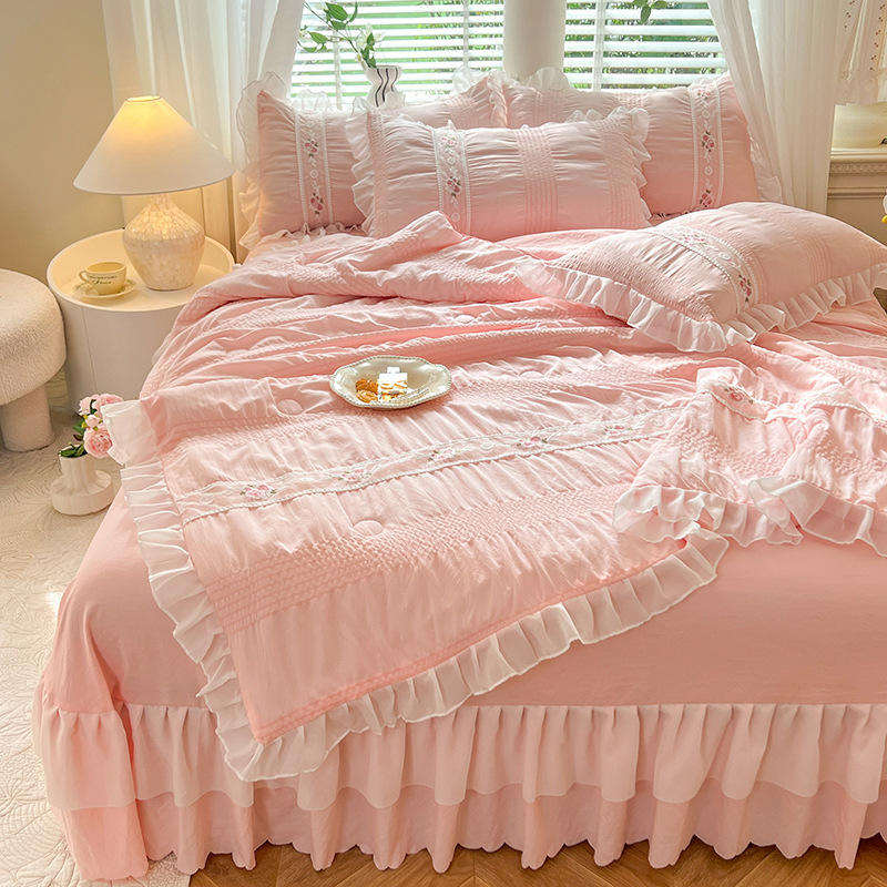Custom OEM ODM French Style Princess Wind Washed Cotton Four Piece Bed Skirt Set With Embroidery for Summer Home Bedroom