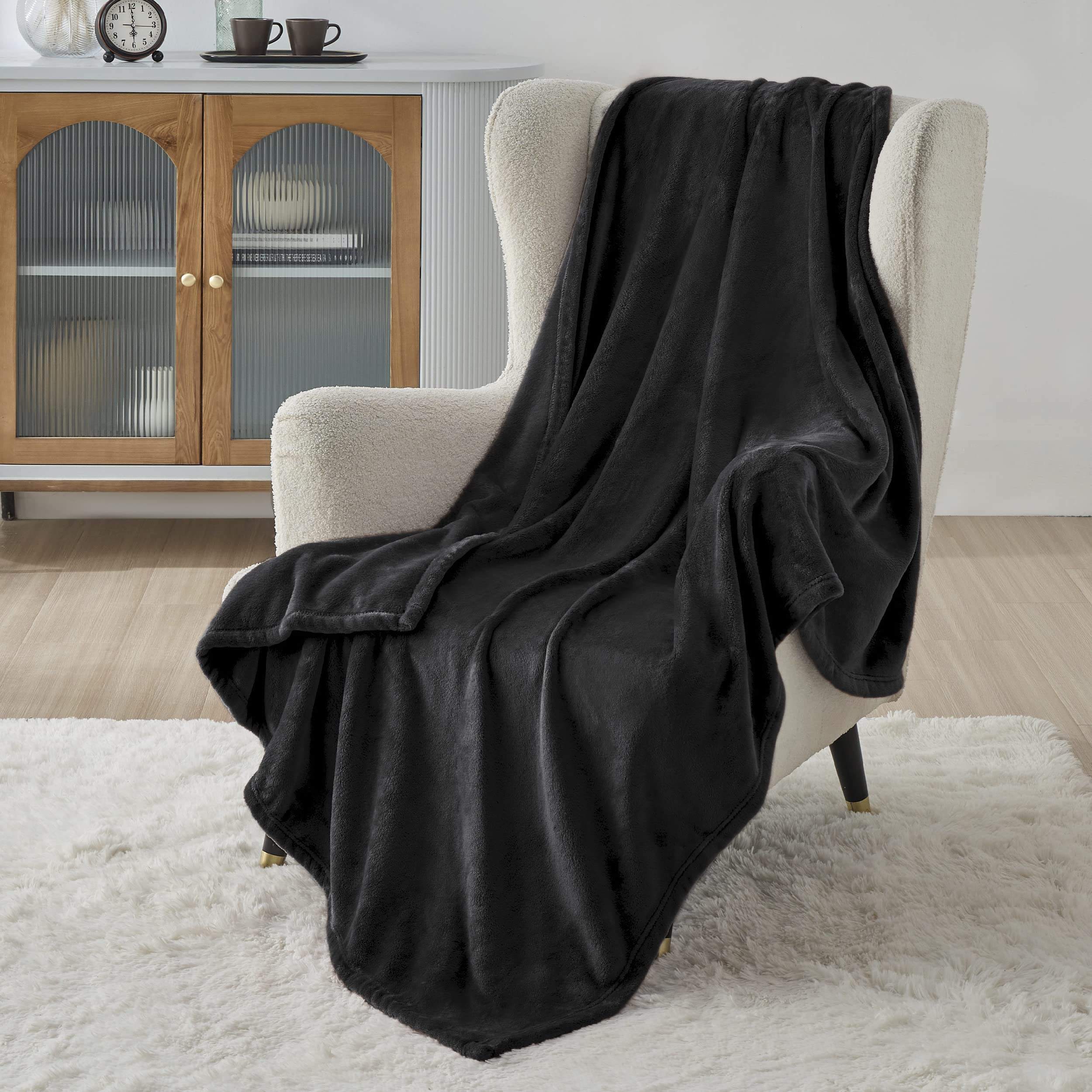 Custom-Sized Fabric Polyester Microfiber Modern Knitted Fleece Bed Blanket Solid Color Flannel for All-Season All-Season Machine