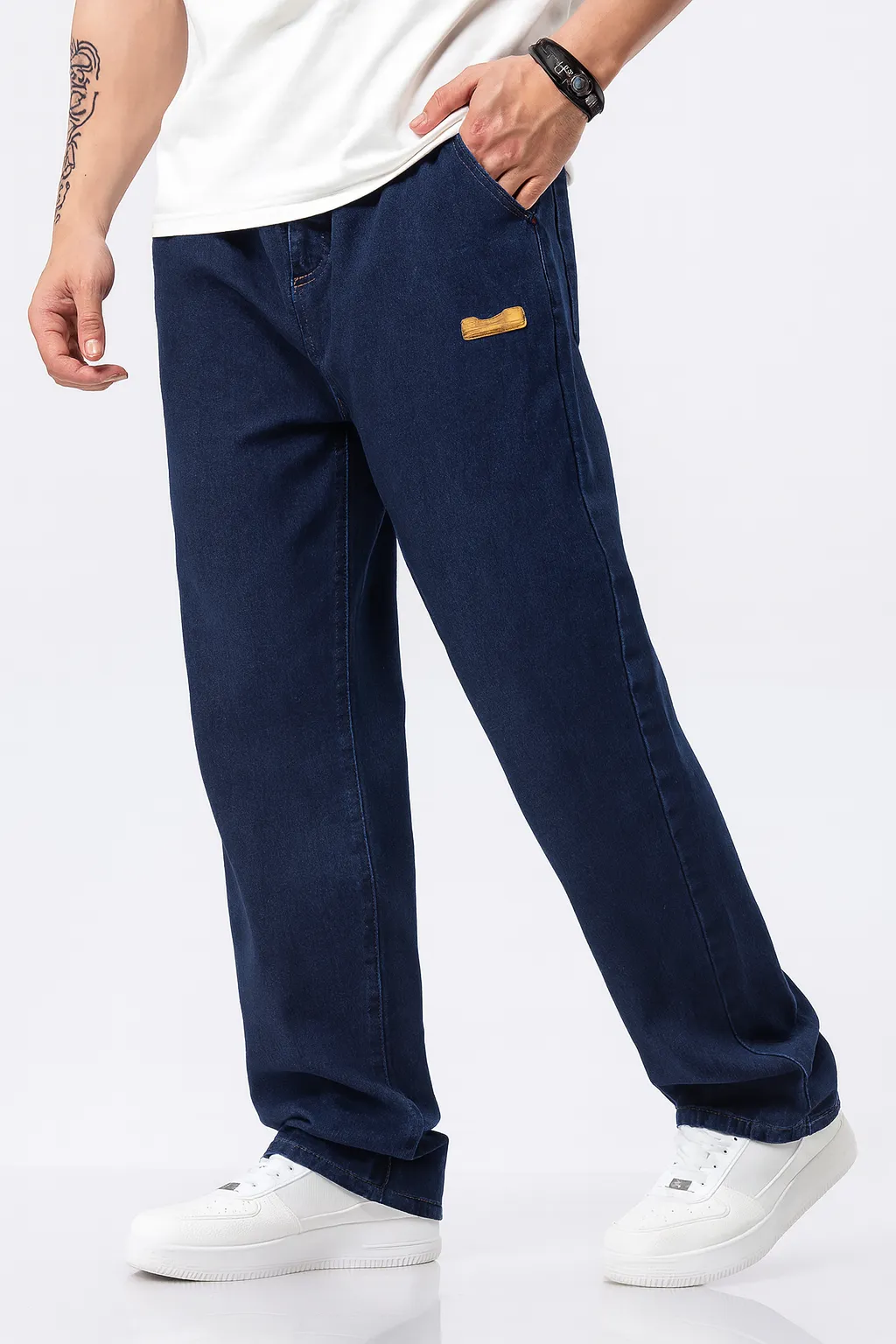 Men's Regular Fit Patched Drawstring Waist Jeans