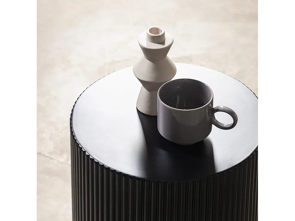 Moderner Beistelltisch in Schwarz, 35x35x45 cm