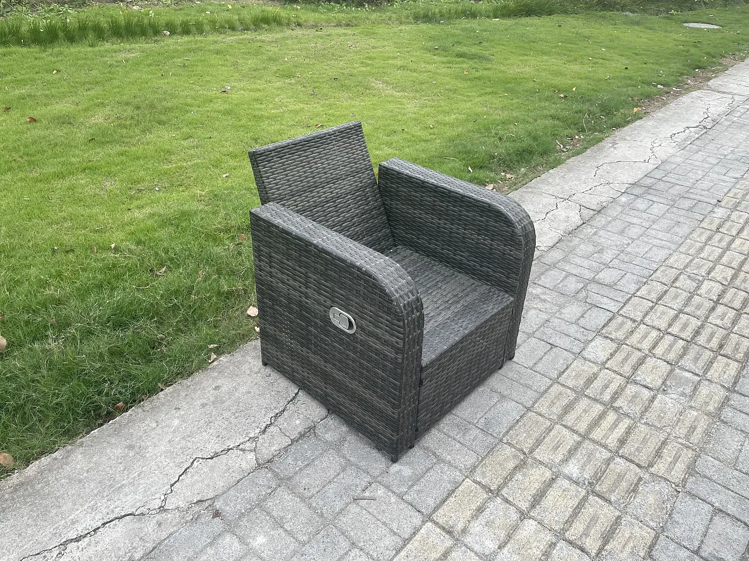 7-teiliges Rattan-Terrassenset mit Tisch und Sofa