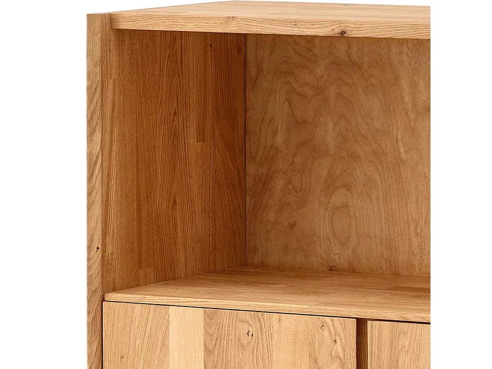 Ausziehbarer Esstisch mit weißen Holzbeinen und Betonoptik