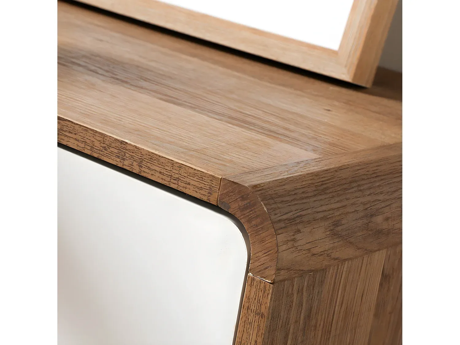 Moderne Kommode mit 6 Schubladen, Eiche Dekor