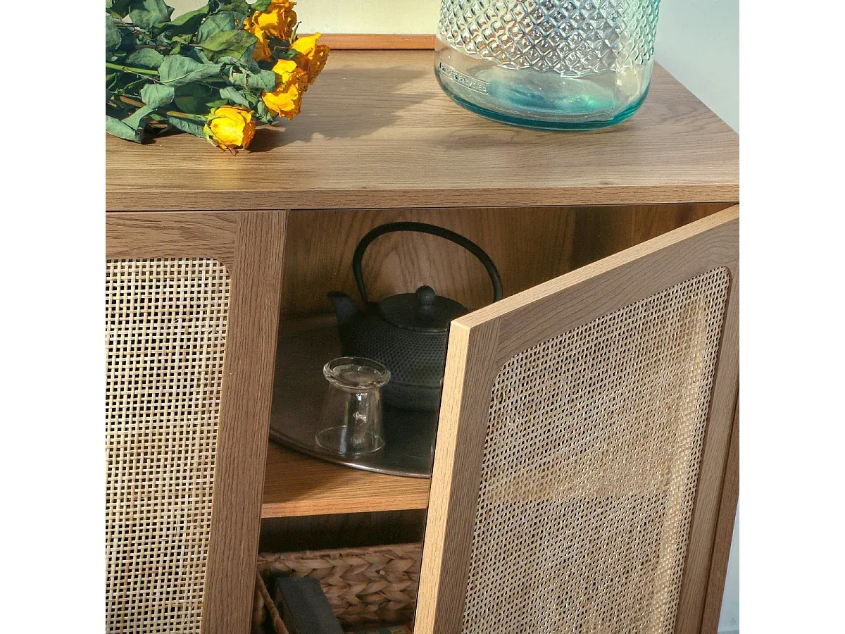 Moderne Kommode in Beton- und Schwarz-Hochglanzoptik