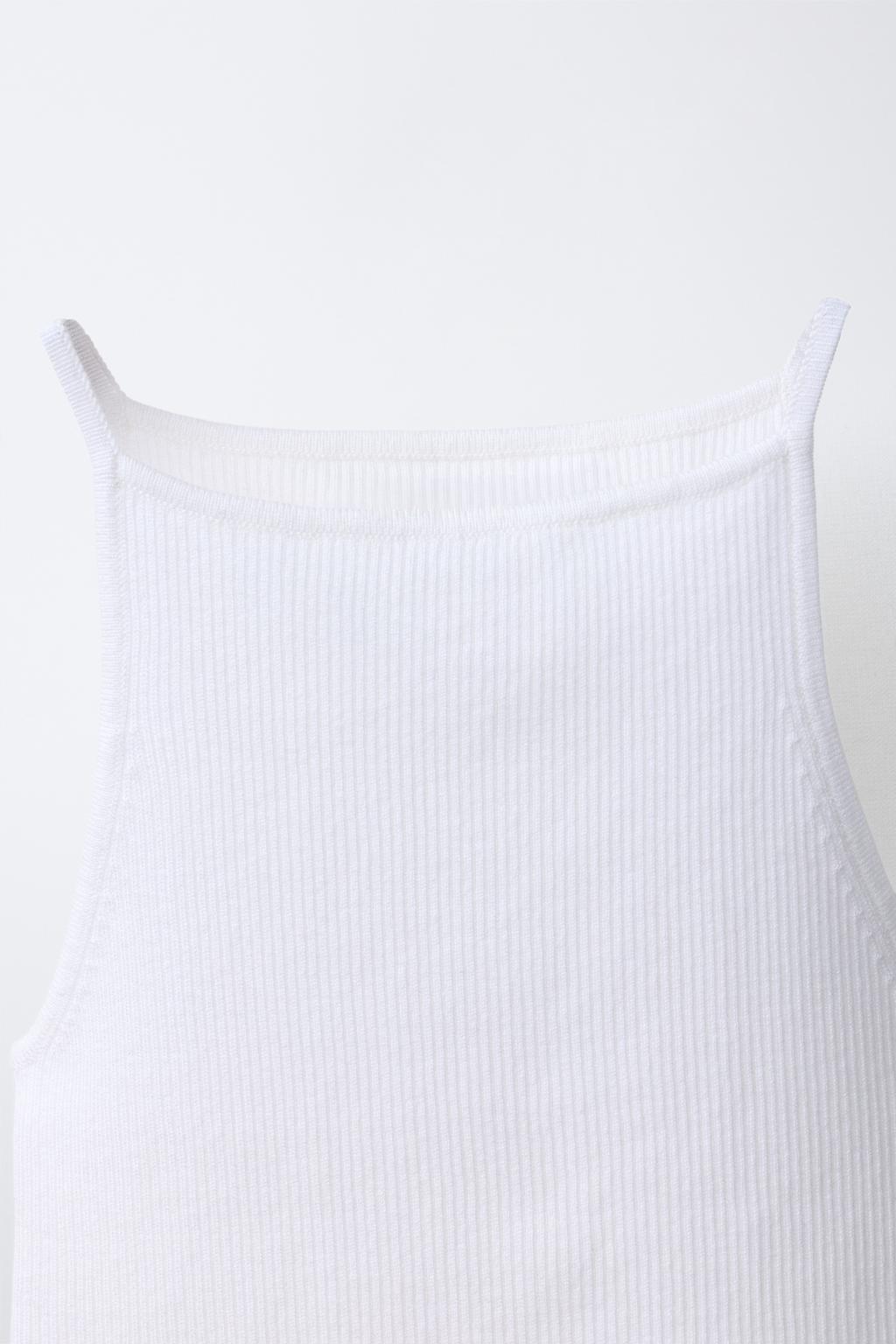 RIBBED KNIT TOP
