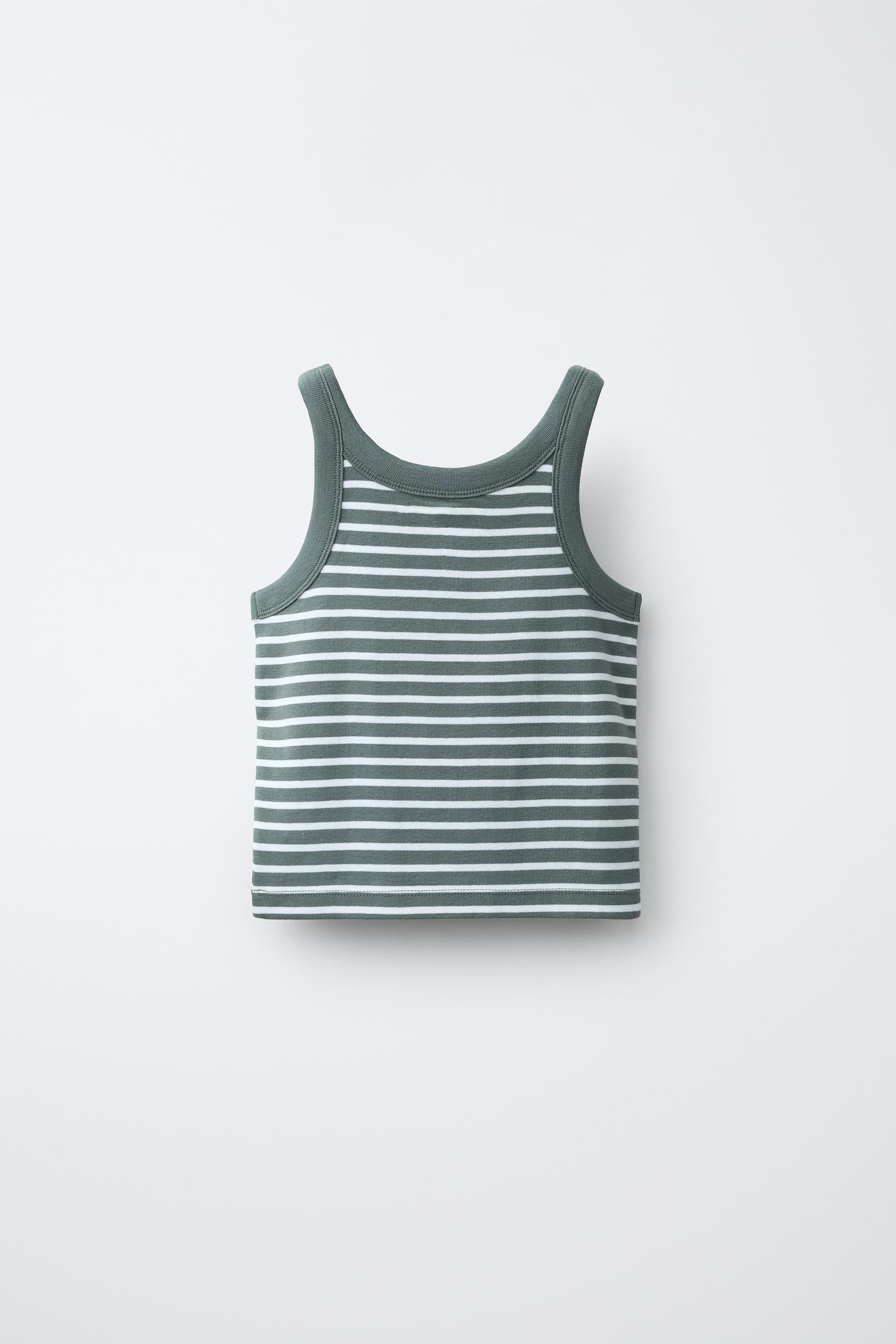 STRIPED APPLIQUÉ TOP