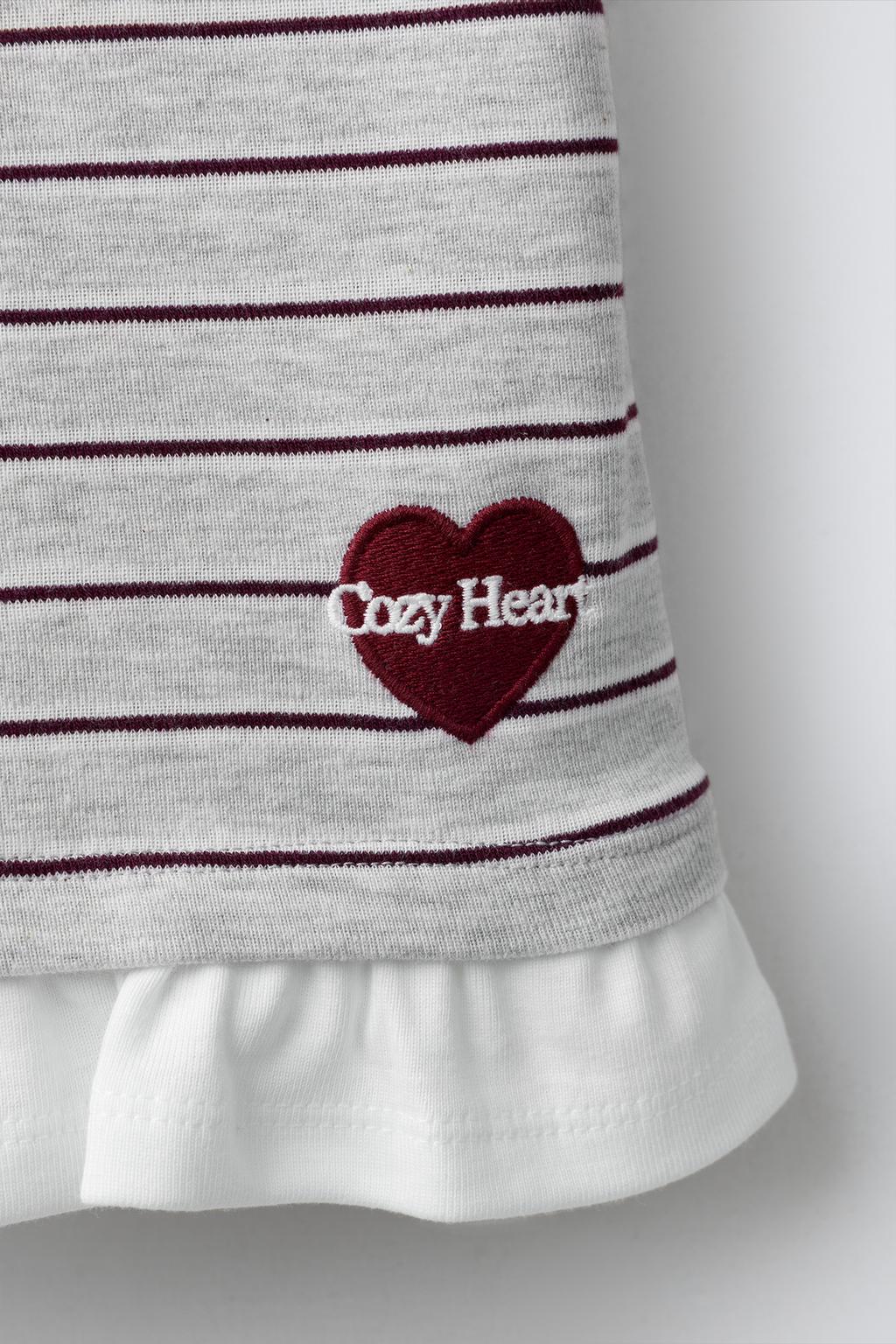 DOUBLE NECK STRIPED T-SHIRT