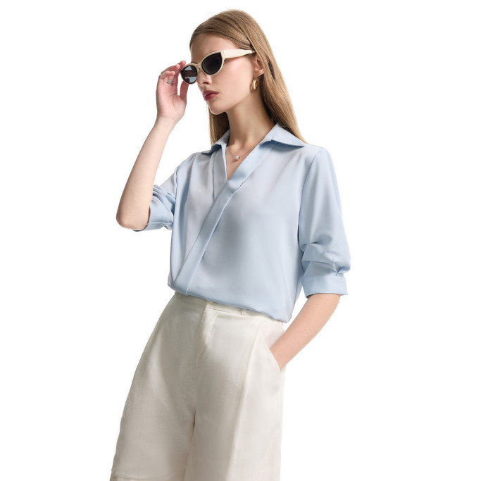 Cross-collar short-sleeved shirt