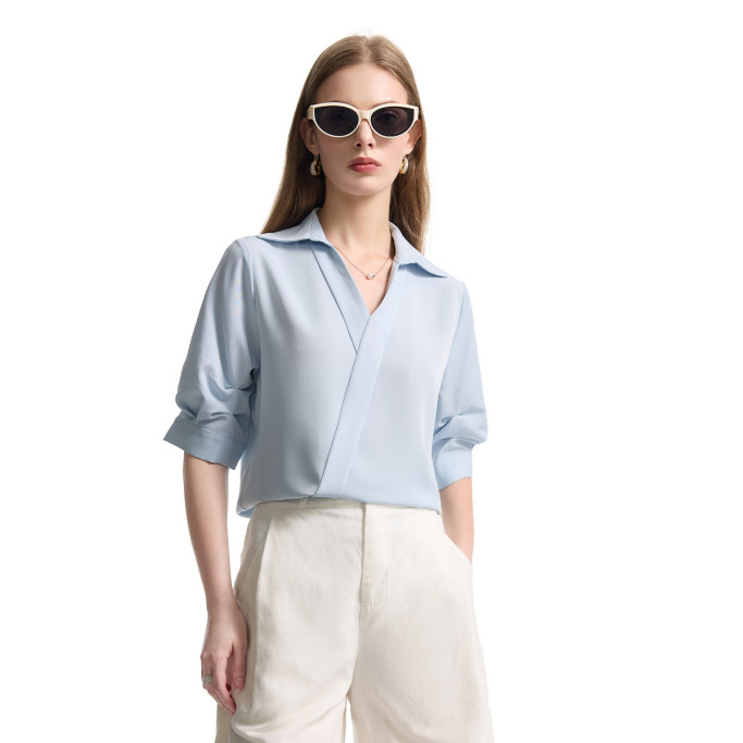 Cross-collar short-sleeved shirt