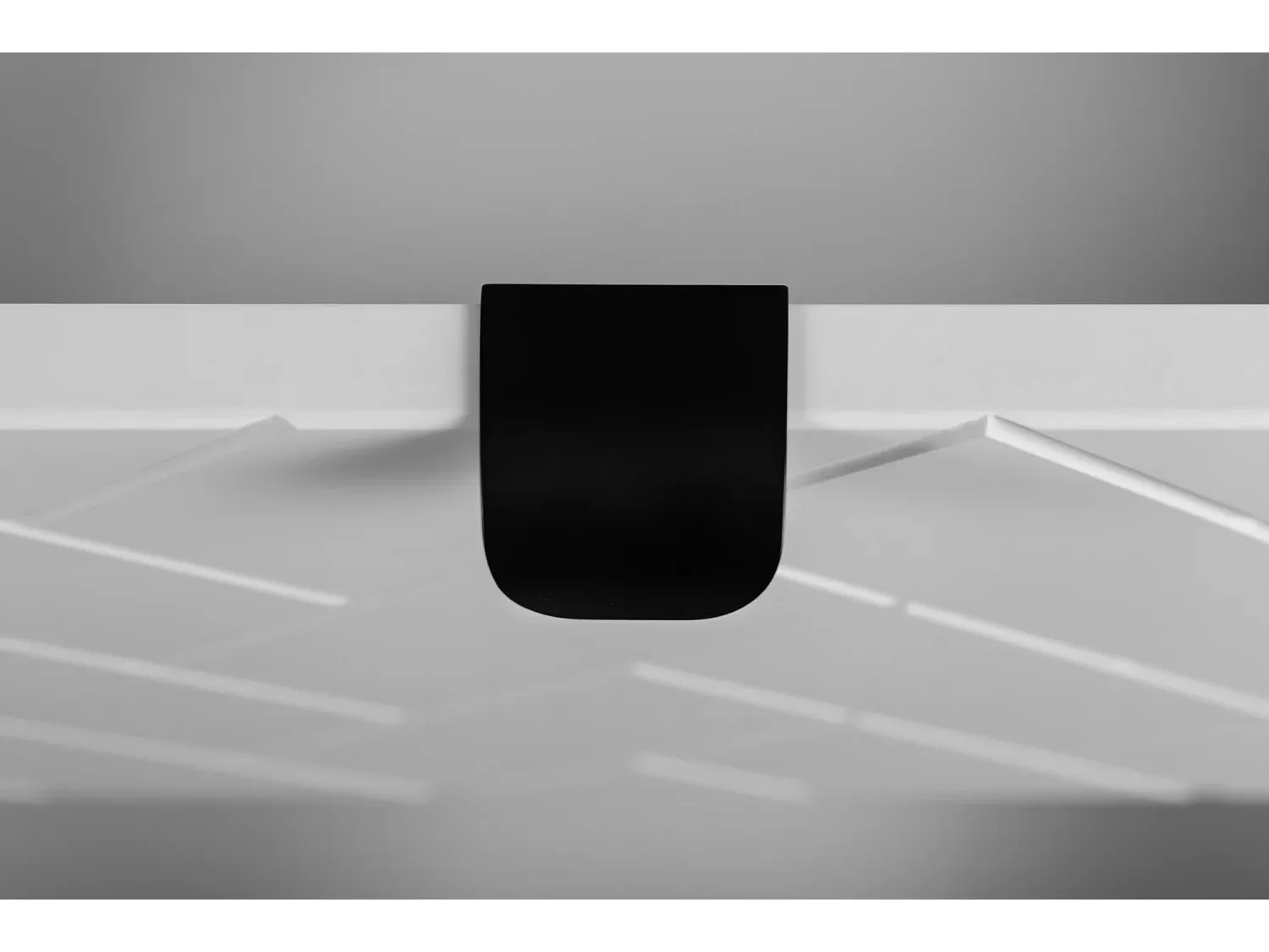 Modernes Badmöbel-Set mit schwarzen Griffen, 160 x 57 x 46 cm, mattweiß