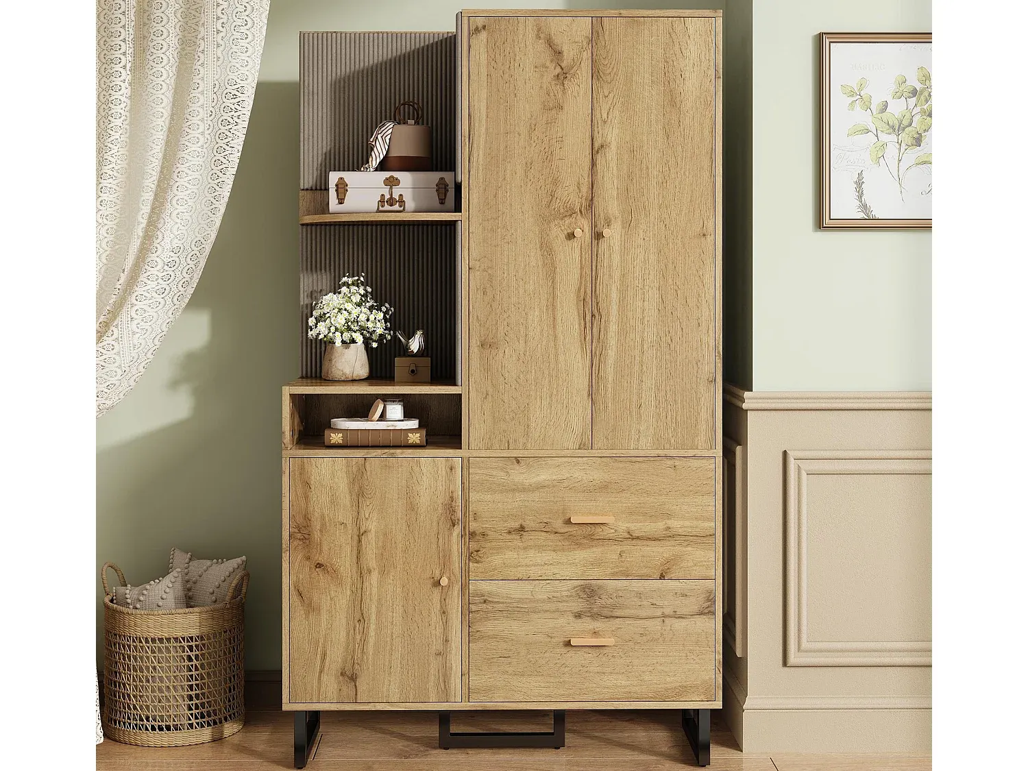 Kompaktes Garderobenmöbel mit Stauraum