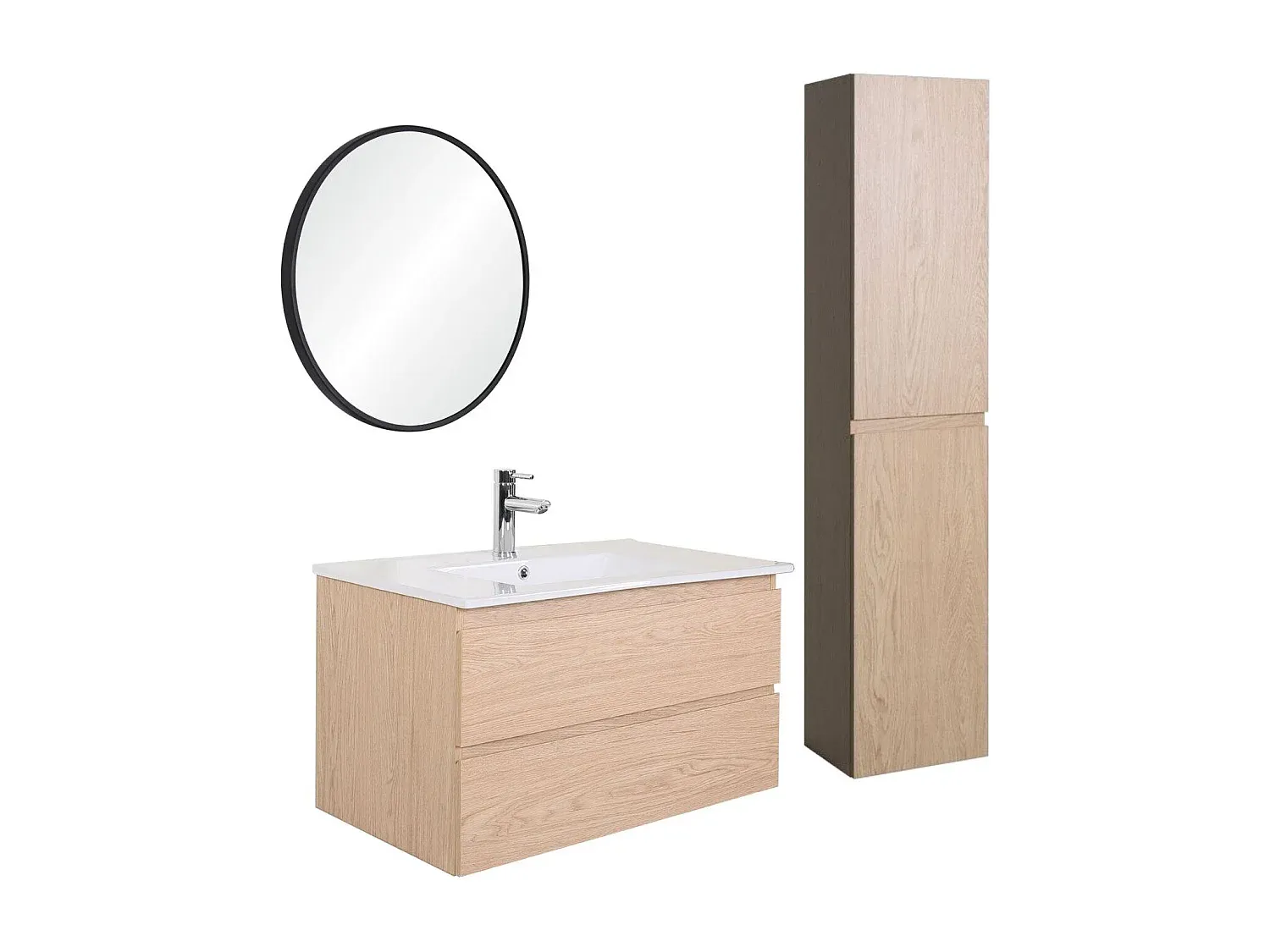 Modernes Badezimmer-Set mit Wasserhahn und Spiegel