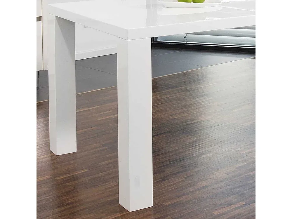 Moderner Esstisch in Hochglanz Weiß