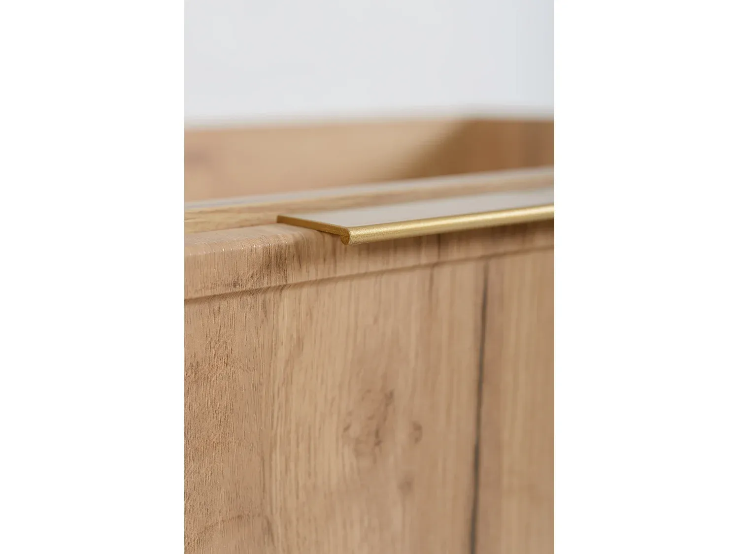 Moderner Badezimmerschrank mit goldenen Griffen, Eiche-Dekor, 120x46x57 cm