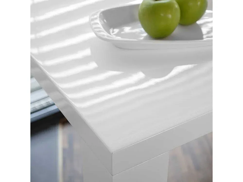 Moderner Esstisch in Hochglanz Weiß