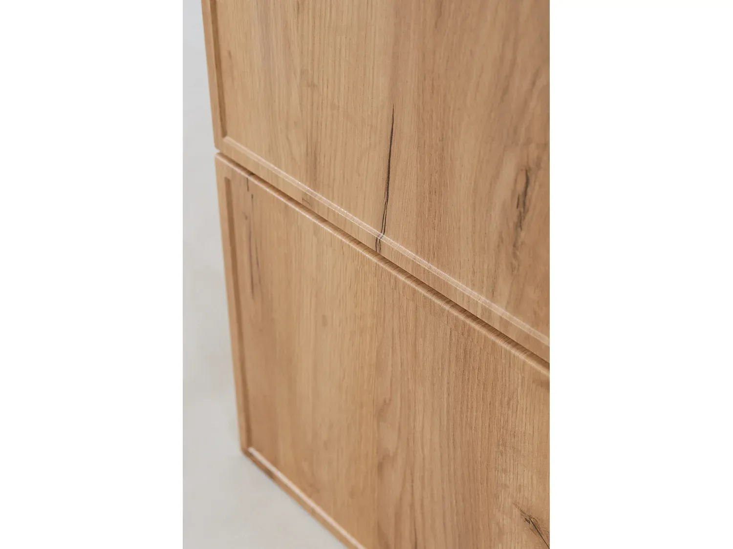Moderner Badezimmerschrank mit goldenen Griffen, Eiche-Dekor, 120x46x57 cm