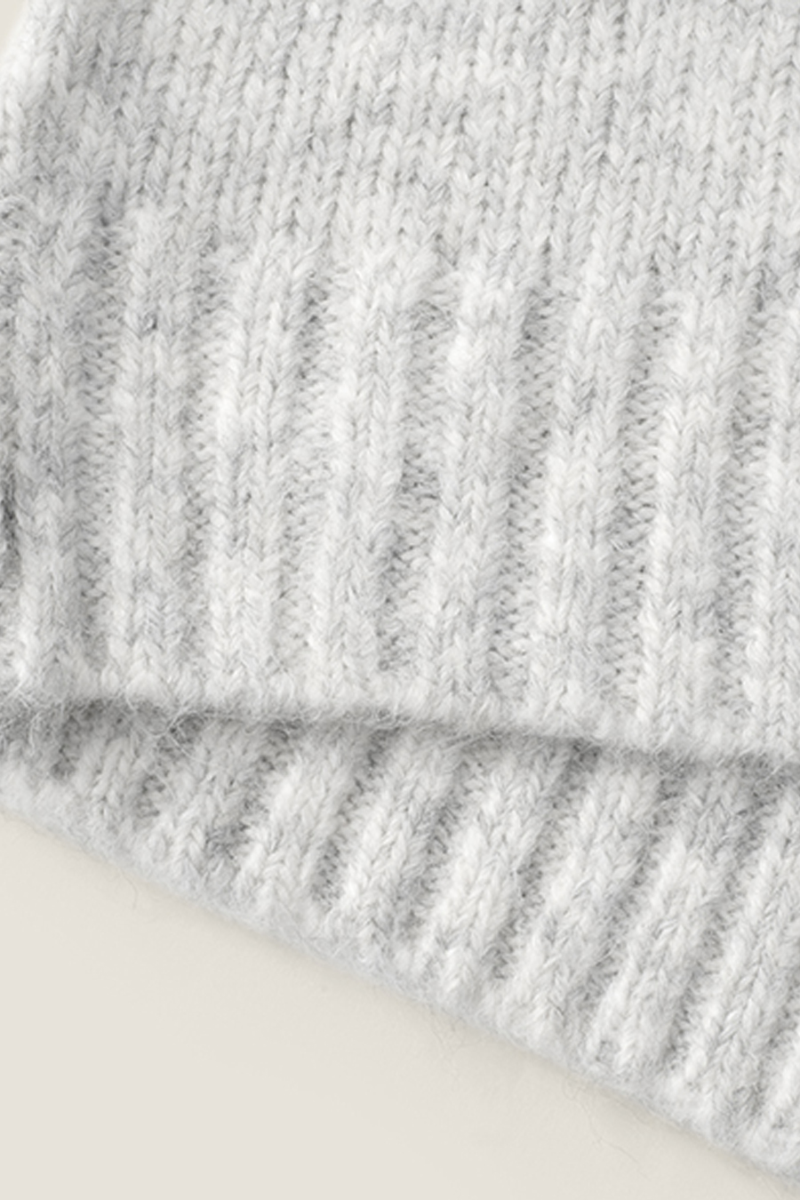 Off-Shoulder V-Neck Knit Sweater|yescci-YESCCI.com
