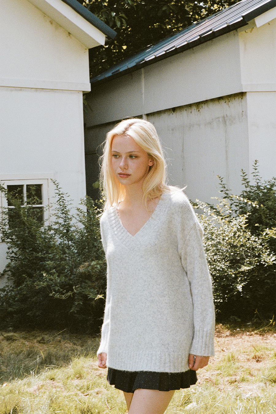 Off-Shoulder V-Neck Knit Sweater|yescci-YESCCI.com