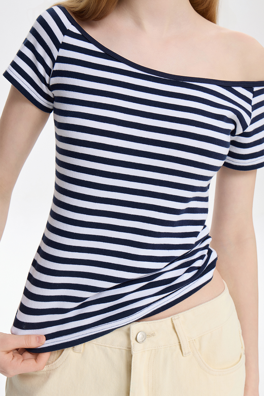 Striped Off-Shoulder Tee|yescci