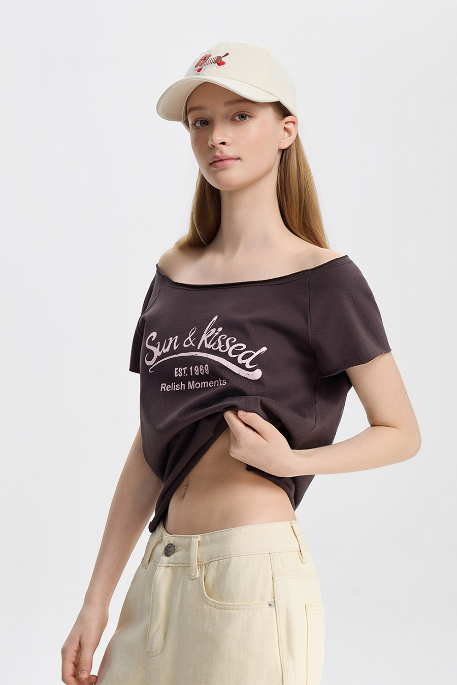 Casual Slogan Print Off-Shoulder Top|yescci