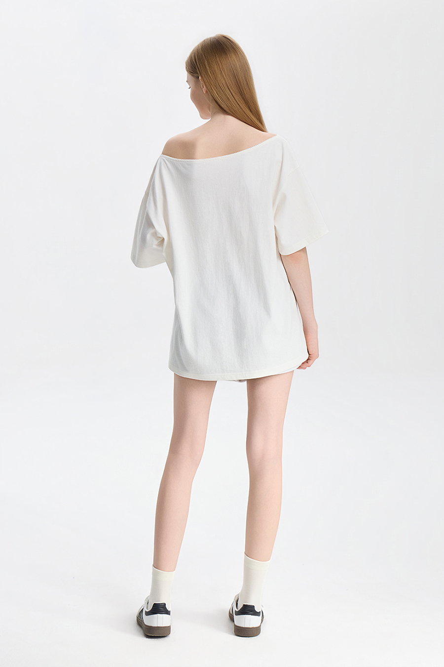 Wide Neck Graphic T-Shirt|yescci