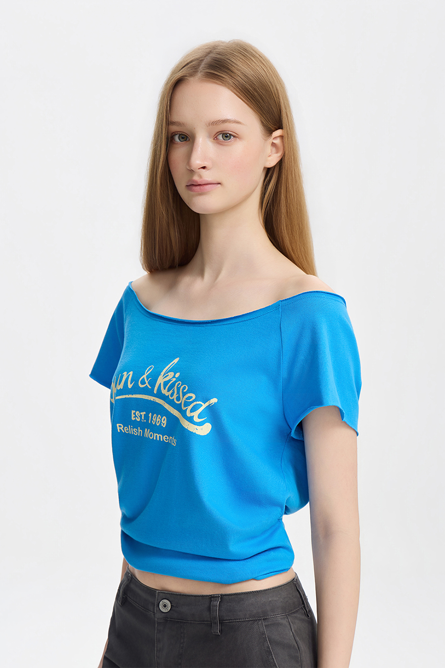 Casual Slogan Print Off-Shoulder Top|yescci