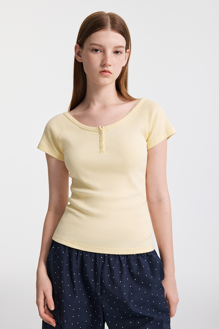 U-Neck Short Sleeve Top|yescci
