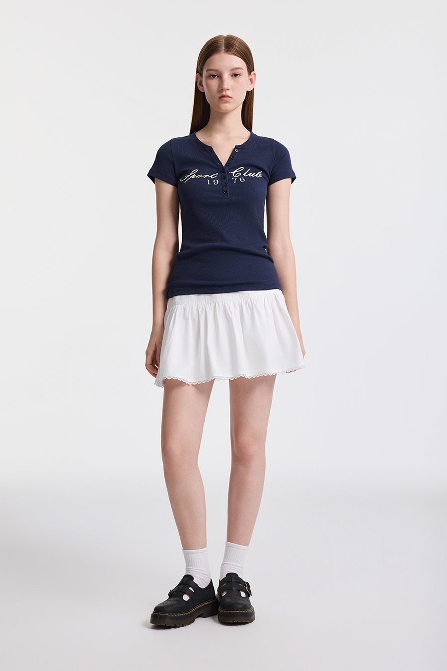 Vintage Sport Club Graphic Tee|yescci