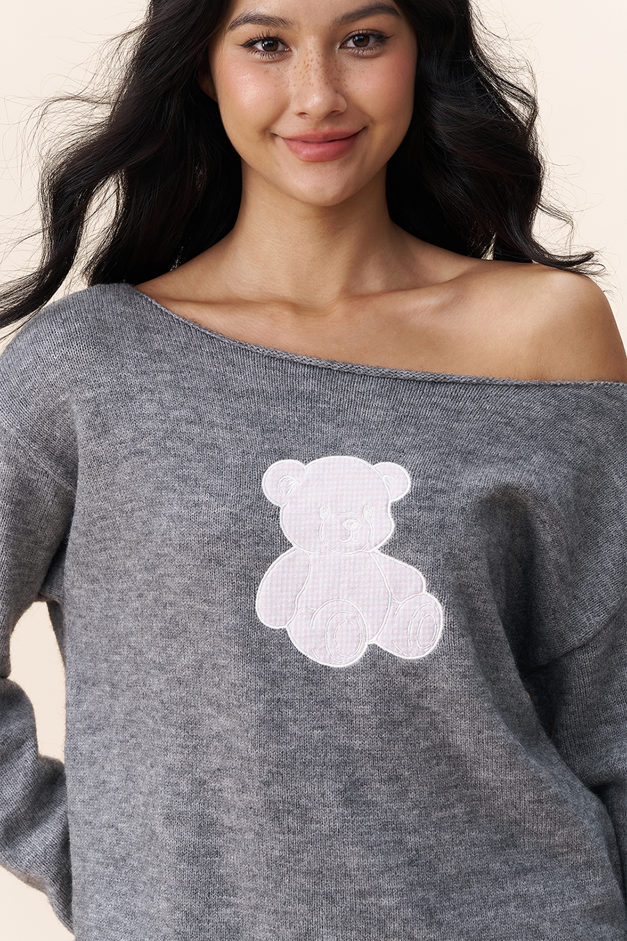 Bear Off-Shoulder Sweater|yescci-YESCCI.com