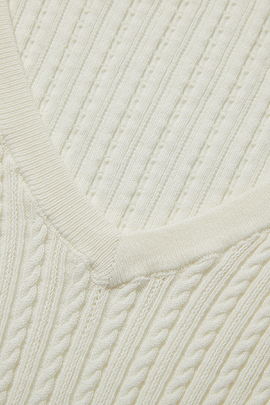V-Neck Cable Knit Sweater|yescci-YESCCI.com