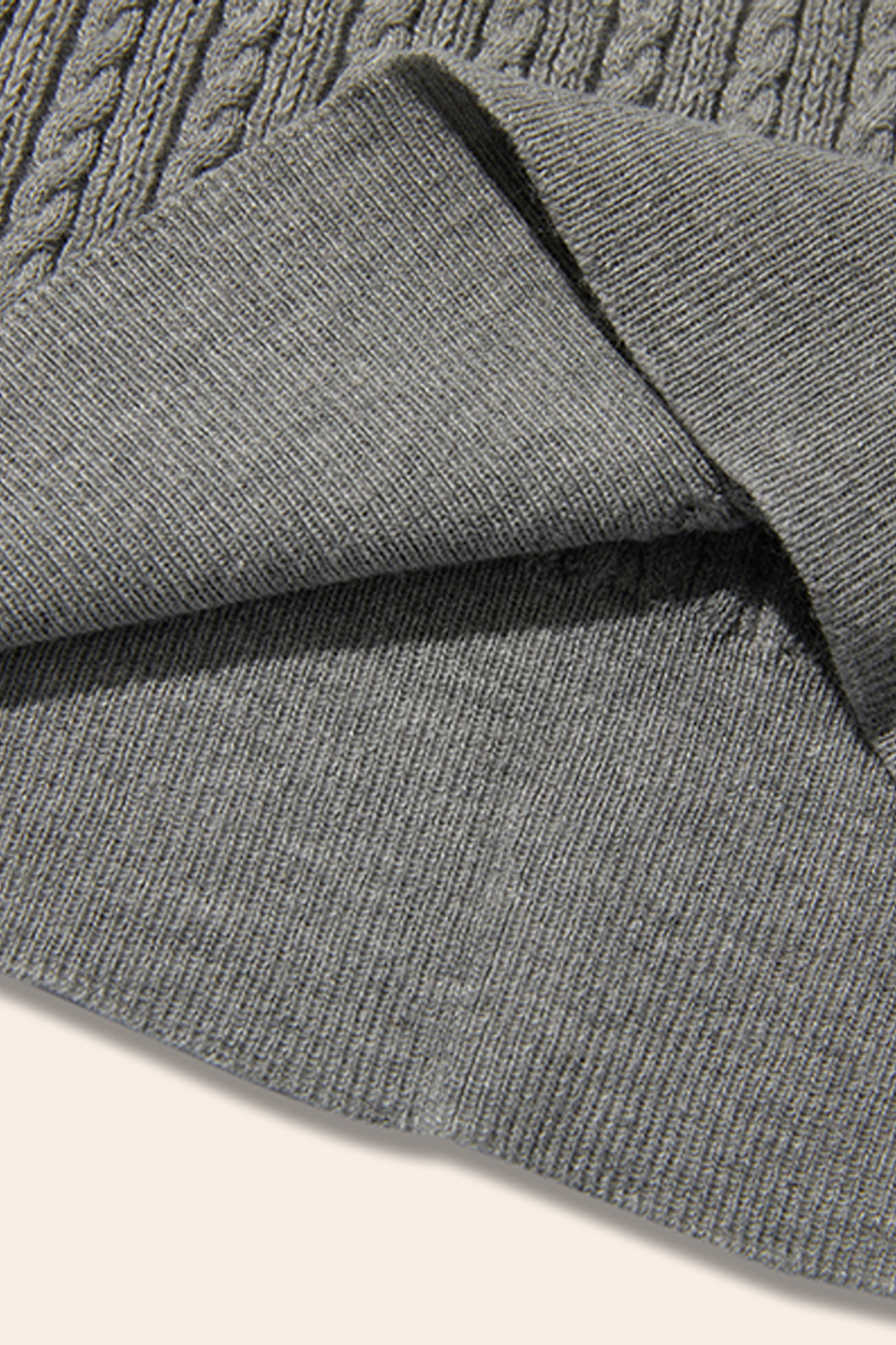 V-Neck Cable Knit Sweater|yescci-YESCCI.com