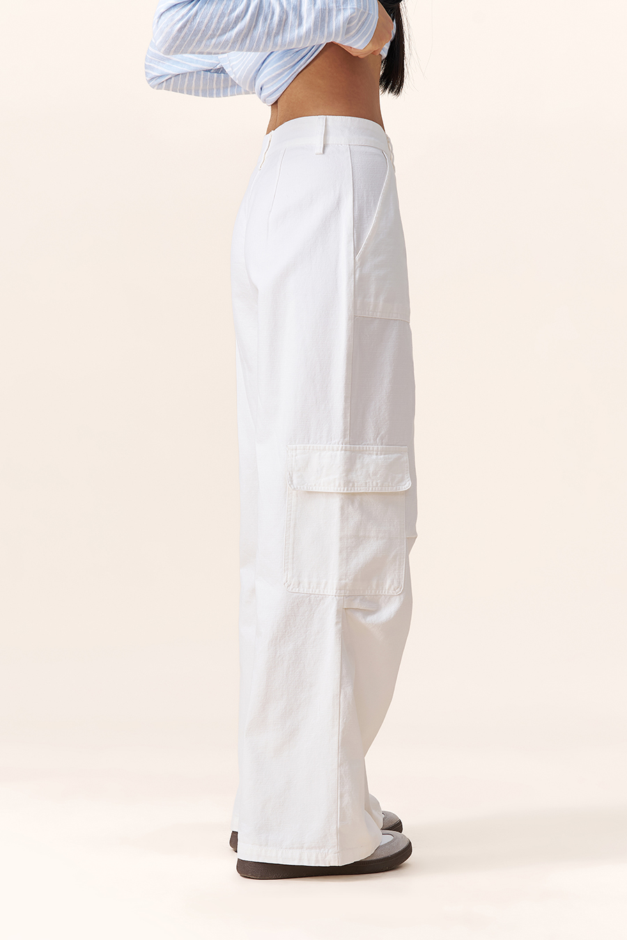 Wide‑Leg Cargo Pants