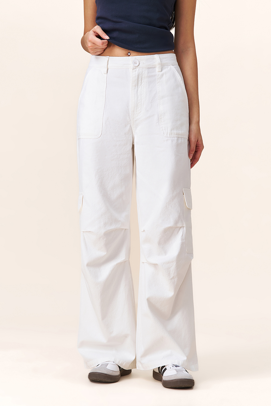 Wide‑Leg Cargo Pants