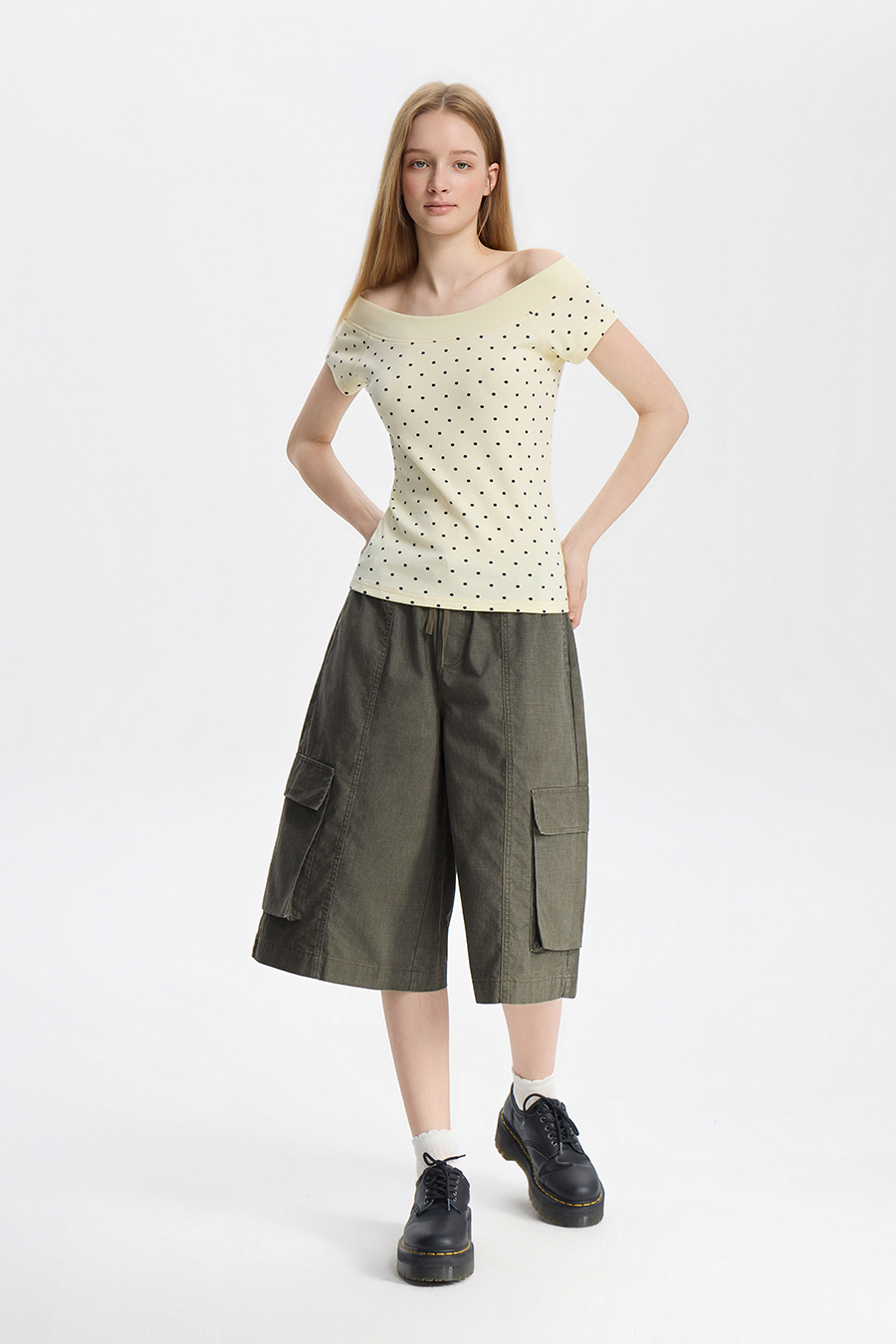 Drawstring Cargo Capri Shorts