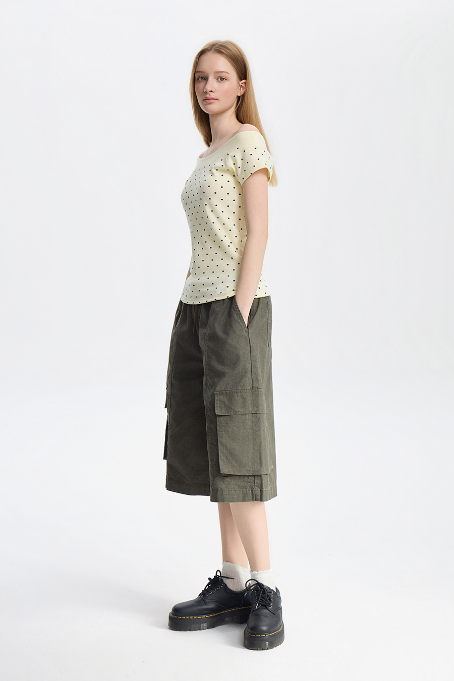 Drawstring Cargo Capri Shorts