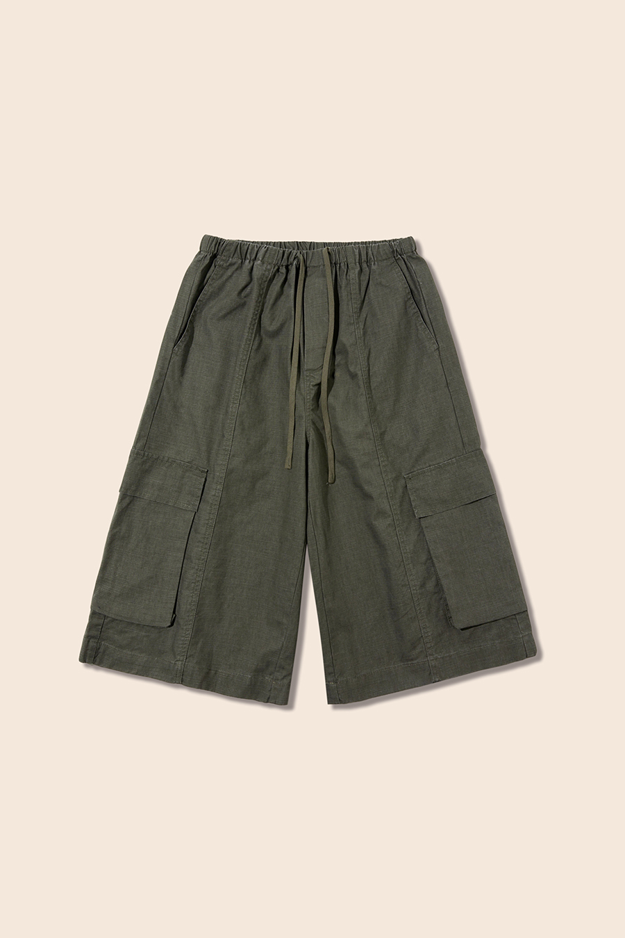 Drawstring Cargo Capri Shorts