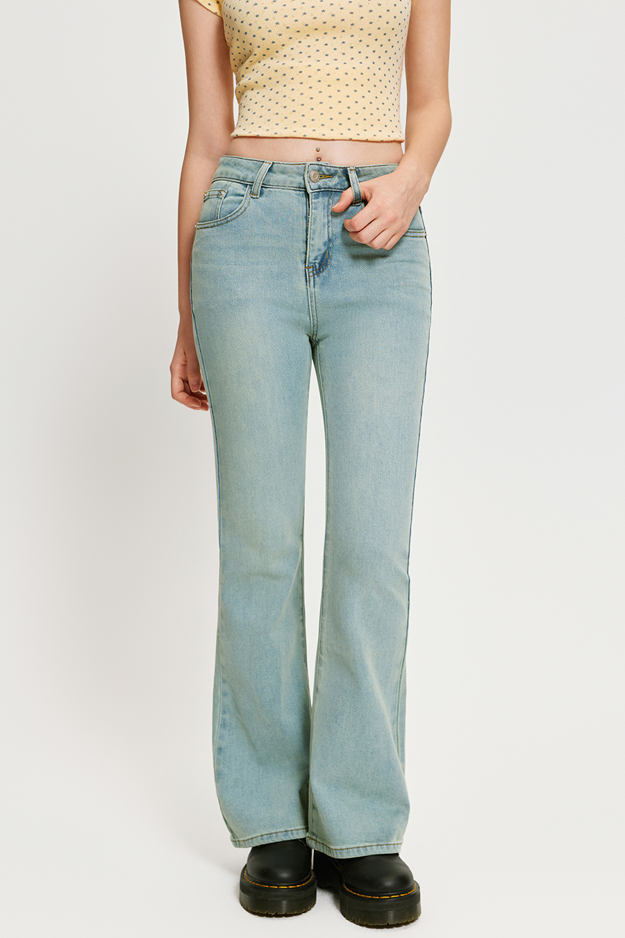 Mid Rise Flared Jeans|yescci