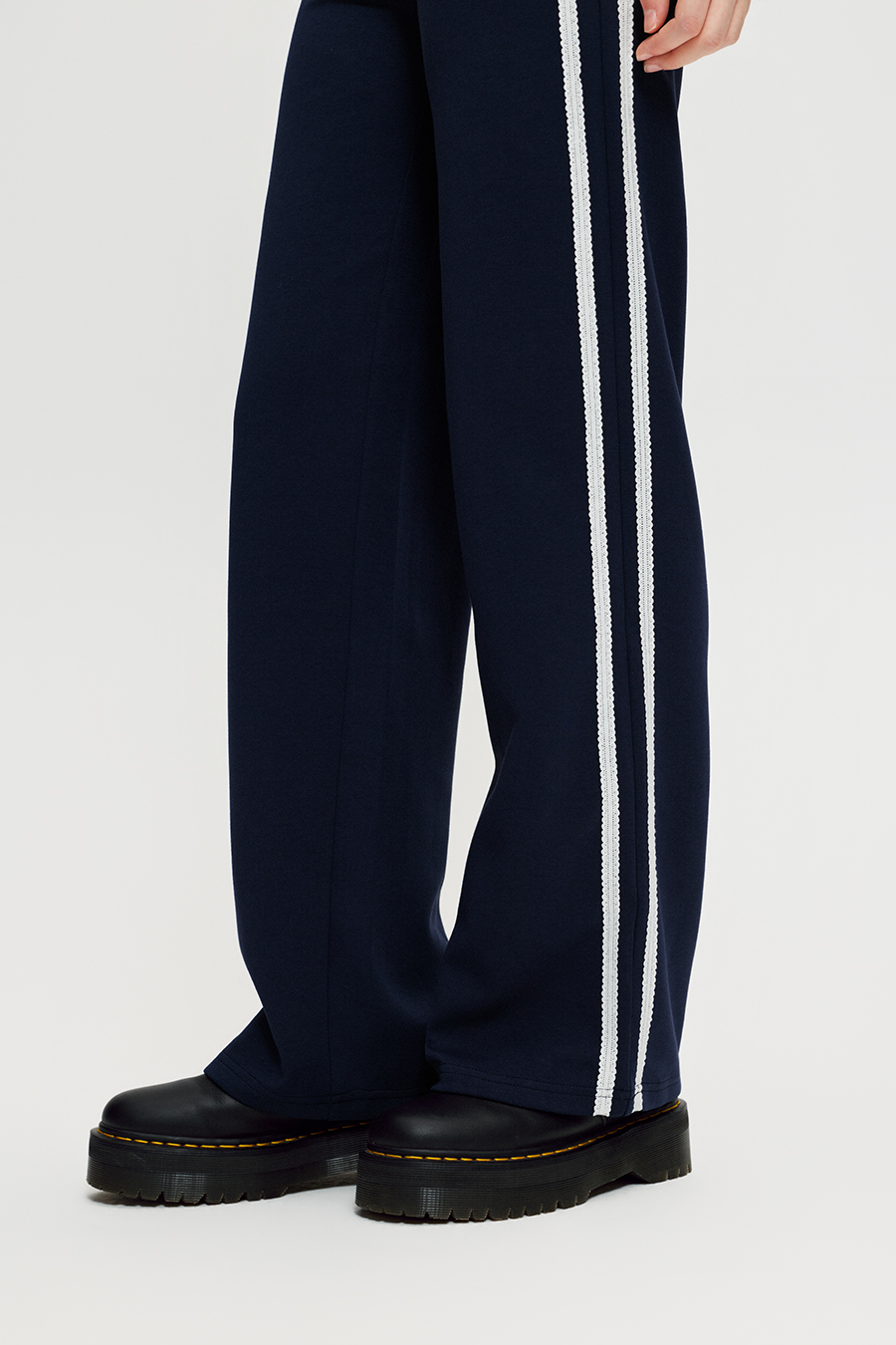 Side Stripe Wide Leg Sweatpants|yescci