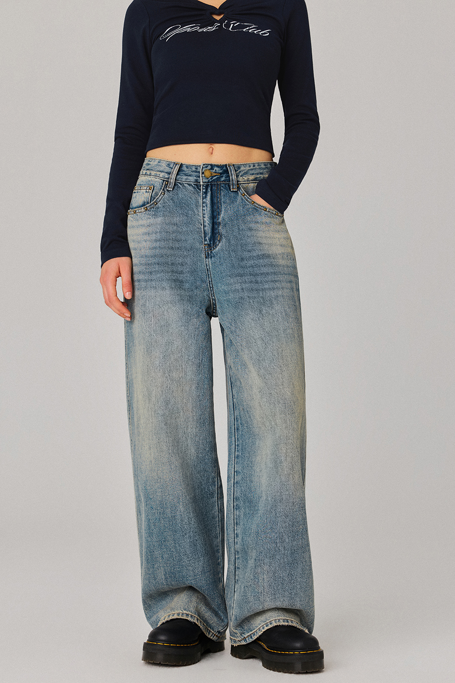 Vintage Wash High‑Waist Denim
