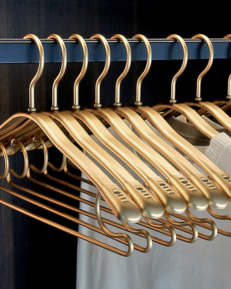 Household stainless steel clothes hanger