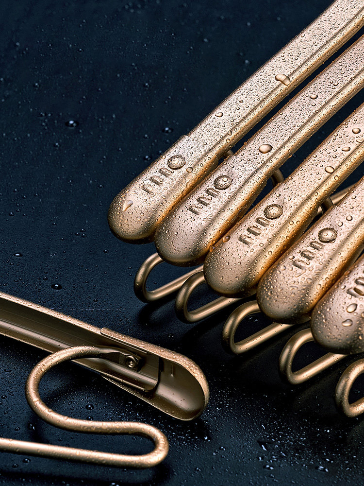 Household stainless steel clothes hanger