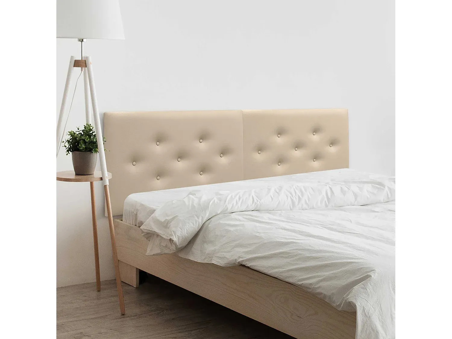 Luxuriös gepolstertes Kopfteil aus Kunstleder in Beige, 210cm